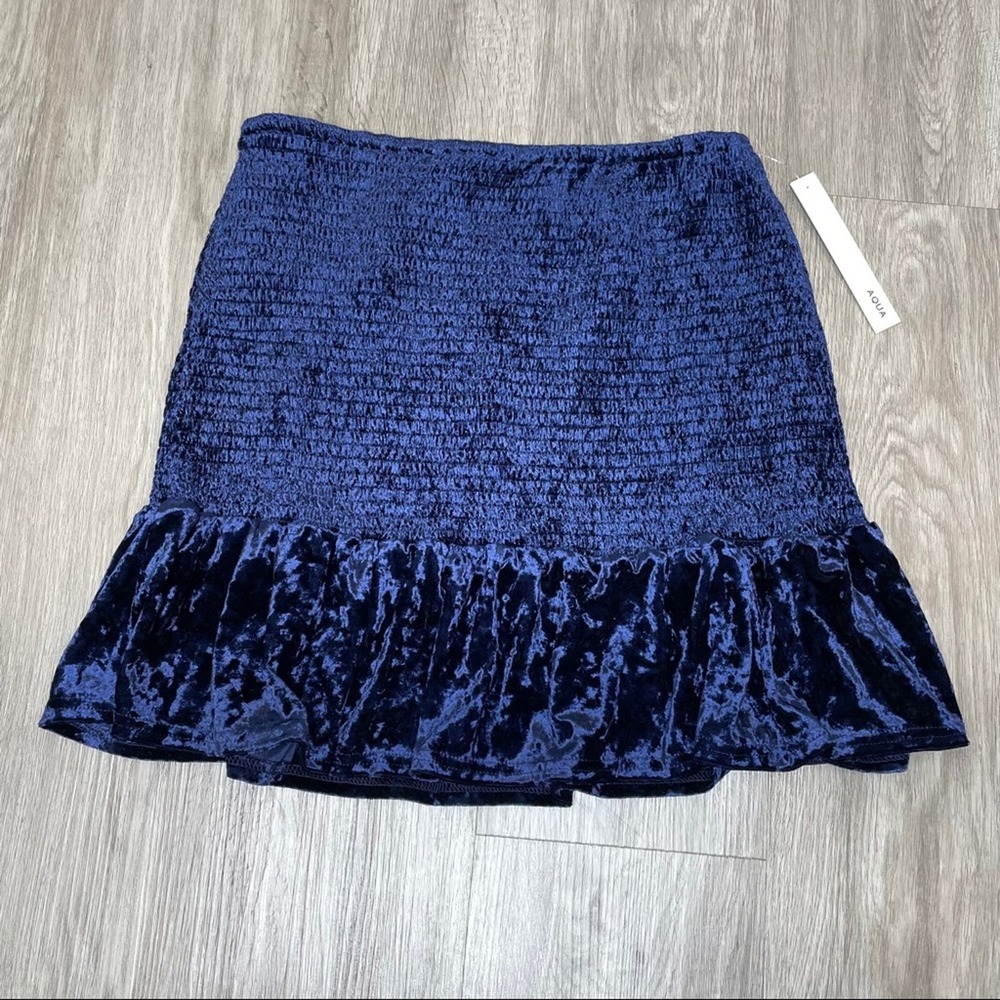 AQUA for BLOOMINGDALE'S Women's Navy Smocked Velvet Ruffle Hem Mini Skirt sz M